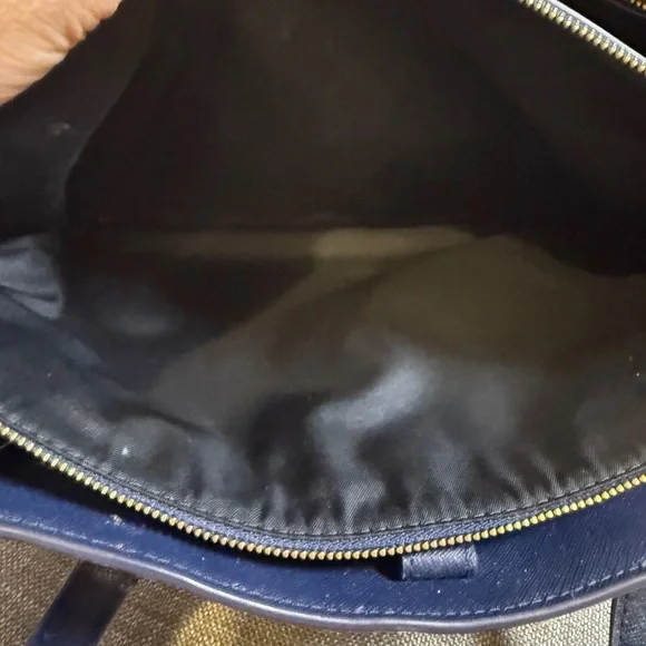 Tory Burch Navy Blue Leather Tote Bag - Purse - Picture 10 of 15